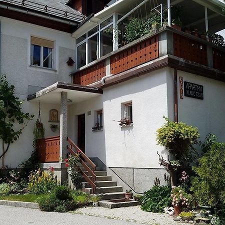 Apartma Raft, بوويتش المظهر الخارجي الصورة